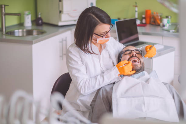 Best Emergency Wisdom Tooth Extraction in Riverside, CT
